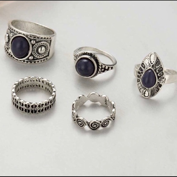 🔥🆕 Silver Black Boho Ring Set - Picture 2 of 5